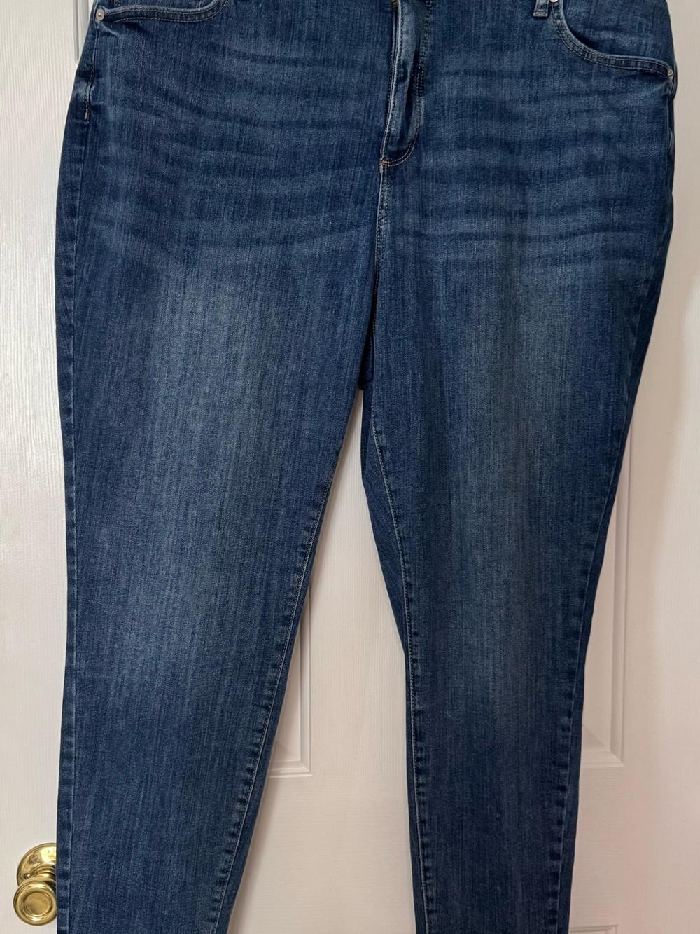 Sonoma Women's Skinny Jeans in Dark Indigo Blue